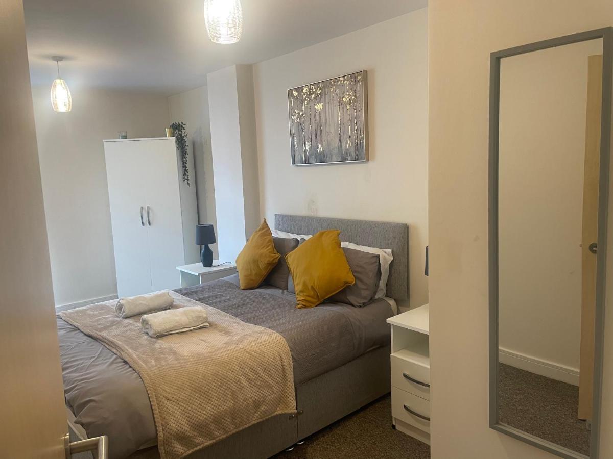 Stylish Two Bed In The Heart Of The City Birmingham Kültér fotó